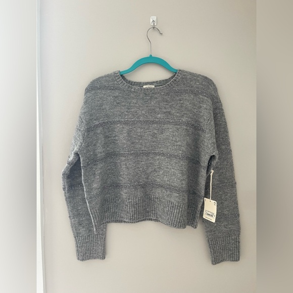 a.n.a Sweaters - a.n.a Charcoal Gray Women's Crew Neck Sweater